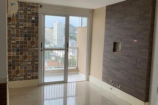 Sala de apartamento à venda com 3 quartos, 84m² em Fonseca, Niterói