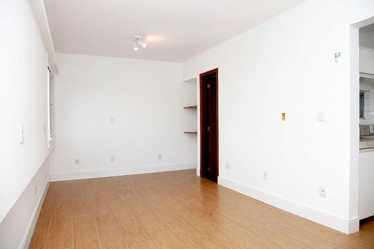 Studio - Sala / Quarto de kitnet/studio à venda com 1 quarto, 38m² em Centro Histórico, Porto Alegre