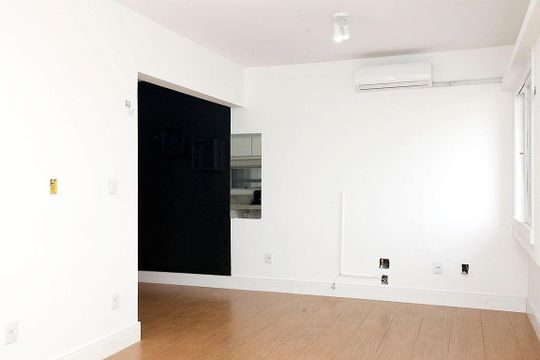 Studio de kitnet/studio à venda com 1 quarto, 38m² em Centro Histórico, Porto Alegre