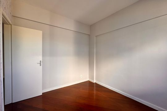 Quarto  de apartamento para alugar com 2 quartos, 85m² em Recreio dos Bandeirantes, Rio de Janeiro