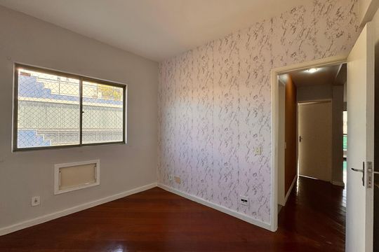 Quarto  de apartamento para alugar com 2 quartos, 85m² em Recreio dos Bandeirantes, Rio de Janeiro