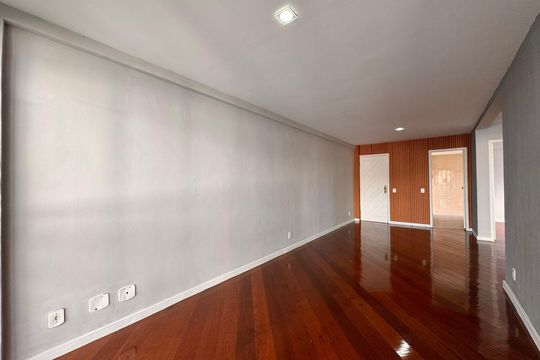 Sala de apartamento para alugar com 2 quartos, 85m² em Recreio dos Bandeirantes, Rio de Janeiro