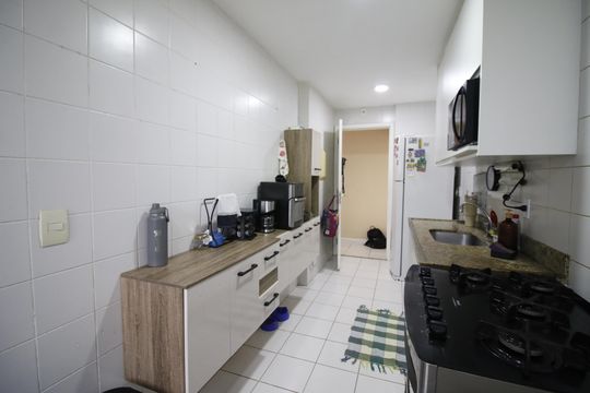 Cozinha de apartamento à venda com 4 quartos, 114m² em Barra da Tijuca, Rio de Janeiro