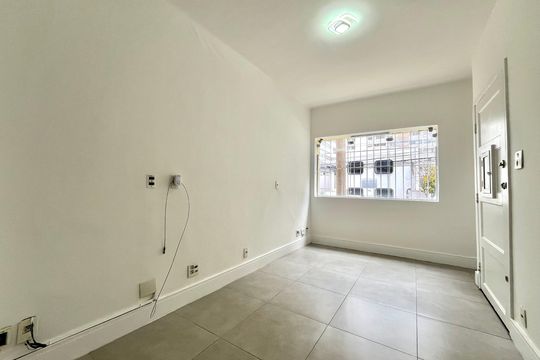 Sala de casa para alugar com 2 quartos, 80m² em Vila Clementino, São Paulo