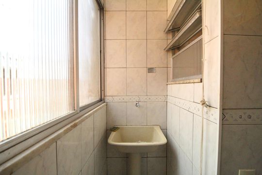 Área de serviço de apartamento para alugar com 2 quartos, 45m² em Pechincha, Rio de Janeiro
