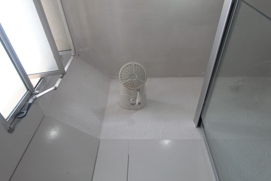 Banheiro Social de apartamento para alugar com 2 quartos, 45m² em Piratininga (venda Nova), Belo Horizonte