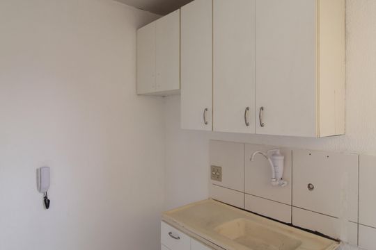Cozinha e Área de Serviço de apartamento para alugar com 2 quartos, 45m² em Piratininga (venda Nova), Belo Horizonte