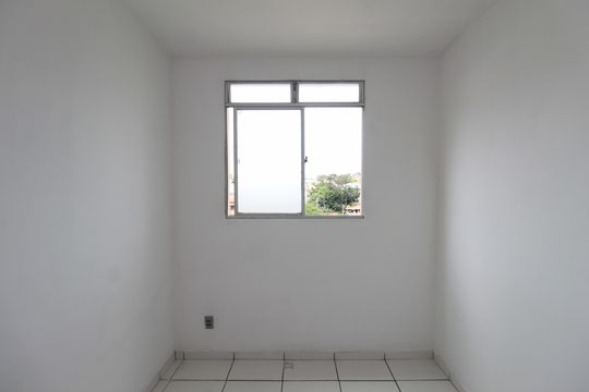 Quarto 2 de apartamento para alugar com 2 quartos, 45m² em Piratininga (venda Nova), Belo Horizonte