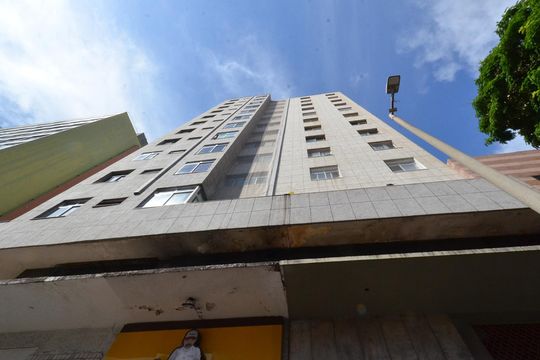 Fachada de apartamento para alugar com 1 quarto, 70m² em Centro, Belo Horizonte