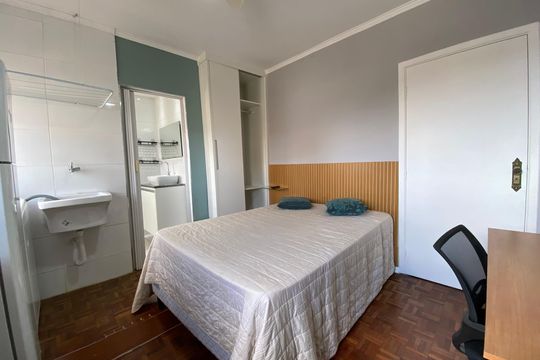 Studio de kitnet/studio para alugar com 1 quarto, 18m² em Jardim Bonfiglioli, São Paulo