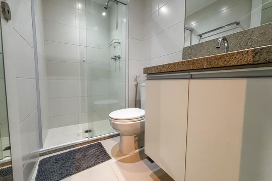 Banheiro de apartamento para alugar com 1 quarto, 32m² em Sumarezinho, São Paulo
