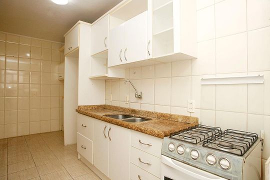 Cozinha + Área de Serviço de apartamento à venda com 1 quarto, 47m² em Partenon, Porto Alegre