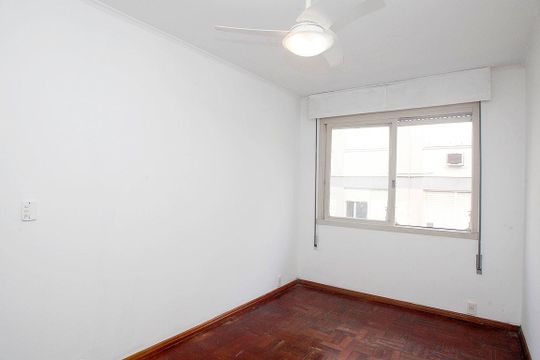 Suíte de apartamento à venda com 1 quarto, 47m² em Partenon, Porto Alegre