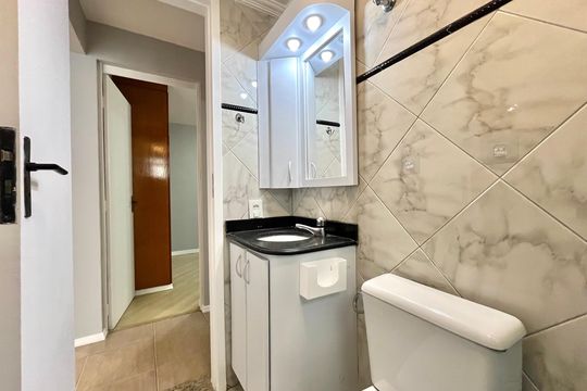 Banheiro de apartamento para alugar com 2 quartos, 55m² em Vila Parque Jabaquara, São Paulo