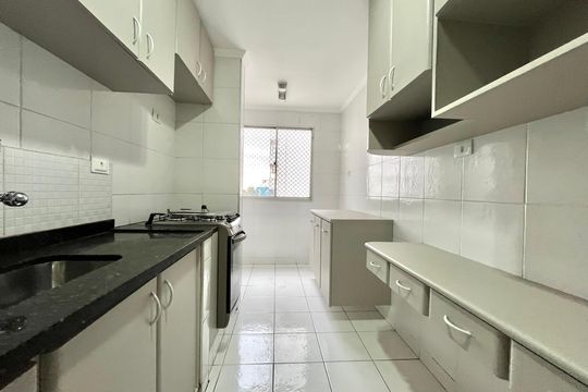Cozinha de apartamento para alugar com 2 quartos, 55m² em Vila Parque Jabaquara, São Paulo