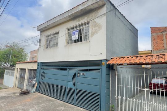 Fachada de casa para alugar com 1 quarto, 55m² em Jardim Bom Clima, Guarulhos