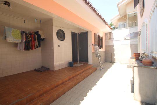 Área externa de casa para alugar com 3 quartos, 320m² em Jardim Marajoara, São Paulo