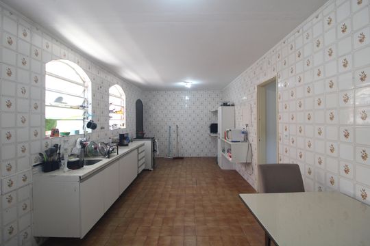 Cozinha de casa para alugar com 3 quartos, 320m² em Jardim Marajoara, São Paulo
