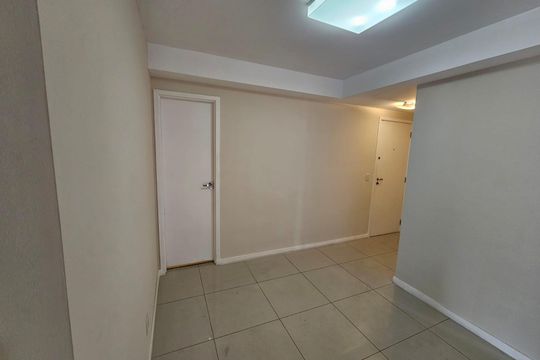 Sala de apartamento à venda com 3 quartos, 87m² em Taquara, Rio de Janeiro