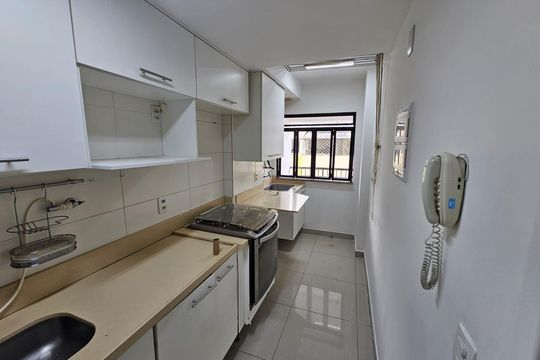 Cozinha de apartamento à venda com 3 quartos, 87m² em Taquara, Rio de Janeiro