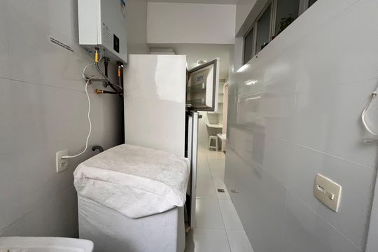 Área de serviço de apartamento para alugar com 3 quartos, 121m² em Leblon, Rio de Janeiro