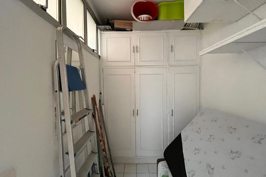 Quarto de serviço de apartamento para alugar com 3 quartos, 121m² em Leblon, Rio de Janeiro