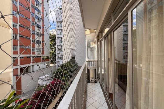 Varanda da Sala de apartamento para alugar com 3 quartos, 121m² em Leblon, Rio de Janeiro