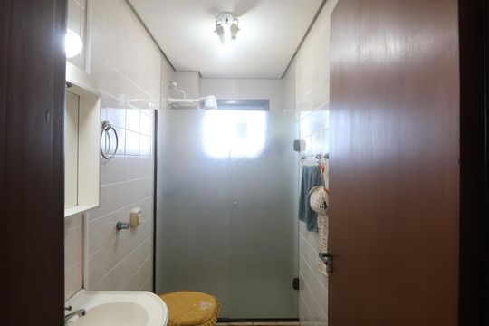 Banheiro de apartamento para alugar com 2 quartos, 90m² em Nossa Senhora das Graças, Canoas