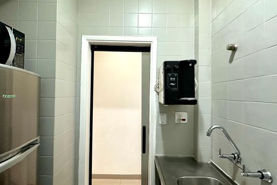 Cozinha de apartamento para alugar com 1 quarto, 45m² em Copacabana, Rio de Janeiro