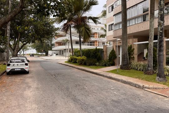 Fachada de apartamento à venda com 4 quartos, 125m² em Recreio dos Bandeirantes, Rio de Janeiro