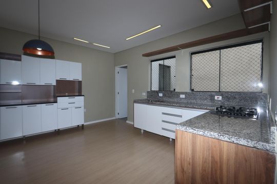 Cozinha de apartamento para alugar com 2 quartos, 75m² em Vila Santa Virginia, São Paulo