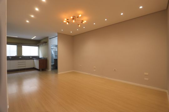 Apartamento para alugar com 2 quartos, 75m² em Vila Santa Virginia, São Paulo