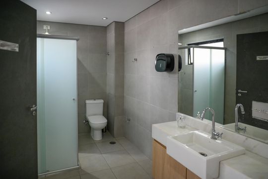 Banheiro Suite de casa à venda com 3 quartos, 261m² em Aclimação, São Paulo
