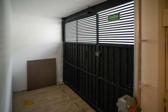 Garagem de casa à venda com 3 quartos, 261m² em Aclimação, São Paulo
