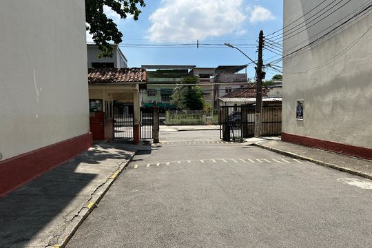 Portaria de apartamento à venda com 2 quartos, 60m² em Piedade, Rio de Janeiro