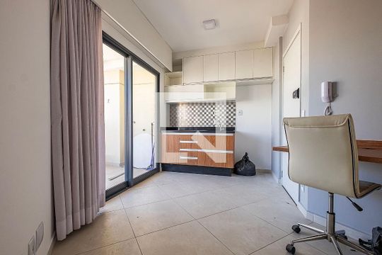 Kitnet/Studio à venda com 1 quarto, 31m² em Pinheiros, São Paulo