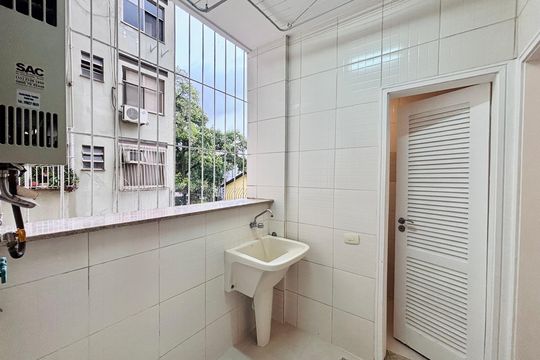 Apartamento para alugar com 3 quartos, 100m² em Humaitá, Rio de Janeiro