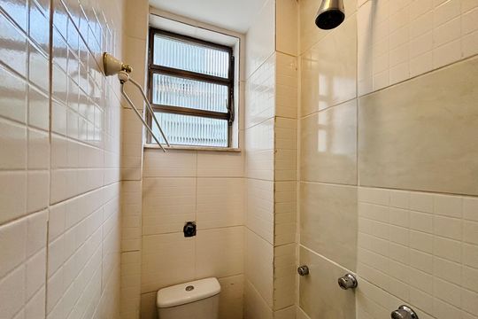Apartamento para alugar com 3 quartos, 100m² em Humaitá, Rio de Janeiro