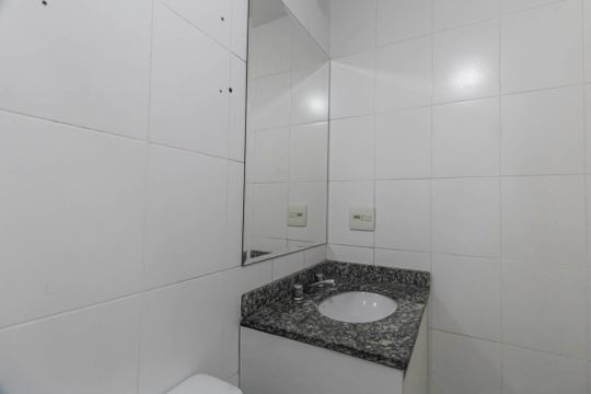Banheiro de kitnet/studio à venda com 1 quarto, 29m² em Jardim Independência (são Paulo), São Paulo