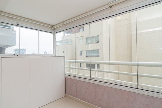 Varanda  de apartamento à venda com 1 quarto, 36m² em Bela Vista, São Paulo