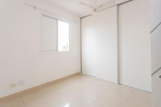 Quarto Suíte de apartamento para alugar com 3 quartos, 74m² em Jardim Ubirajara, São Paulo
