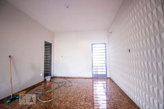 Casa para alugar com 3 quartos, 220m² em Vila Proost de Souza, Campinas