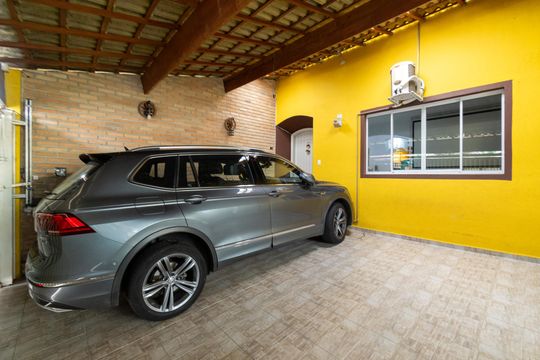Garagem de casa à venda com 3 quartos, 167m² em Jabaquara, São Paulo