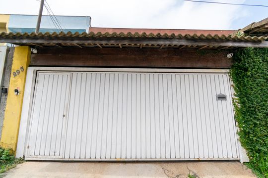 Fachada de casa à venda com 3 quartos, 167m² em Jabaquara, São Paulo