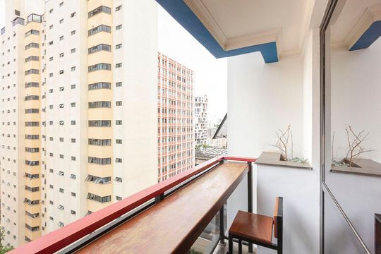 Varanda de apartamento à venda com 1 quarto, 44m² em Pinheiros, São Paulo