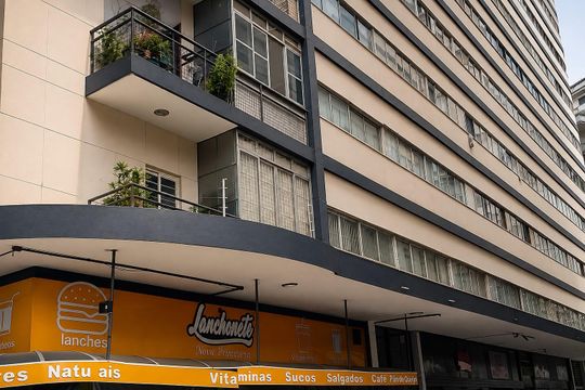 Fachada de apartamento para alugar com 2 quartos, 120m² em República, São Paulo