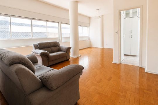 Apartamento para alugar com 2 quartos, 120m² em República, São Paulo