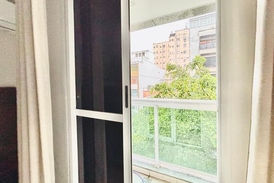 Apartamento para alugar com 1 quarto, 50m² em Lagoa, Rio de Janeiro