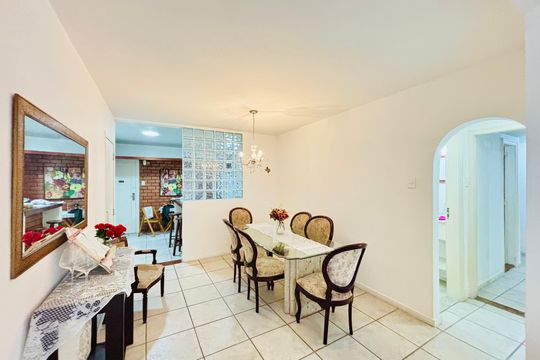 Sala de Jantar de apartamento à venda com 3 quartos, 120m² em Copacabana, Rio de Janeiro