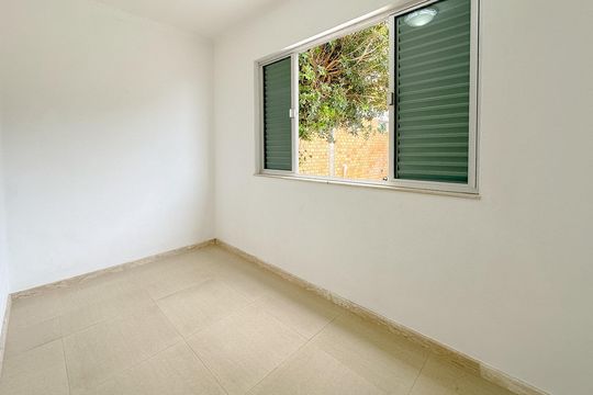 Suíte 1 de casa para alugar com 4 quartos, 500m² em Ipiranga, São José
